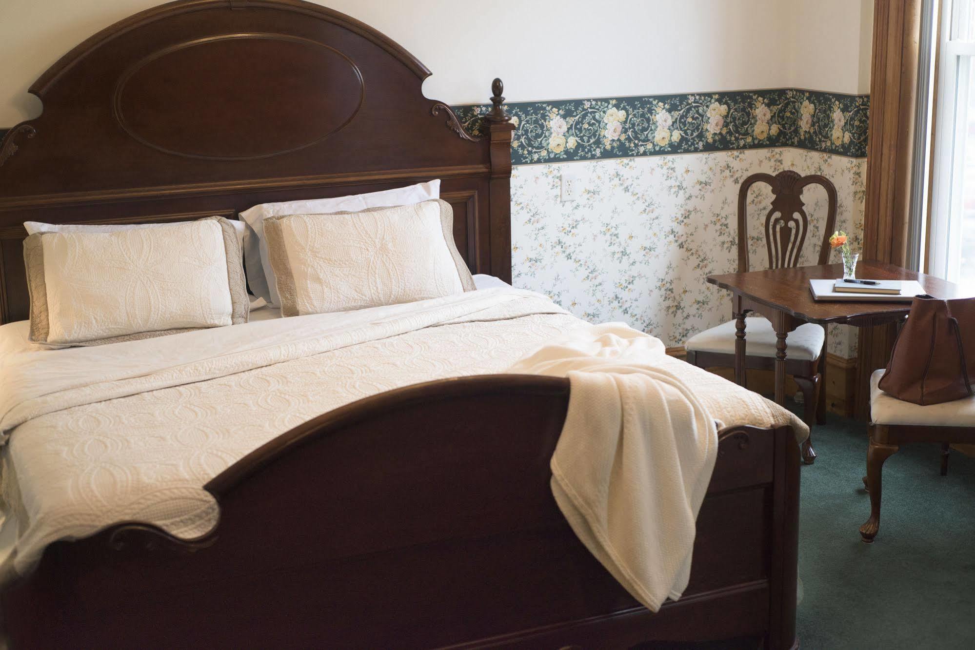 Decker Hotel & Bar Maquoketa Zewnętrze zdjęcie